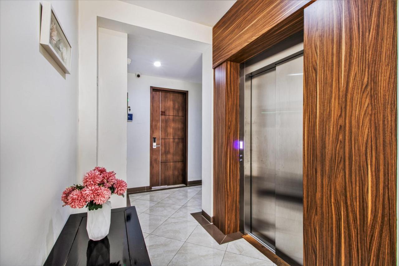 D'Padmaya Residence Jakarta Exterior photo