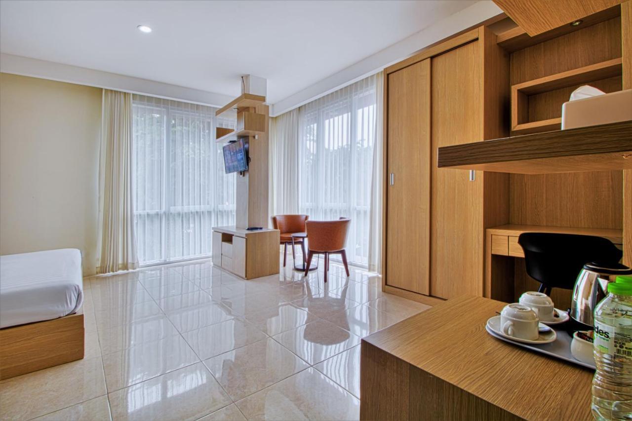 D'Padmaya Residence Jakarta Exterior photo